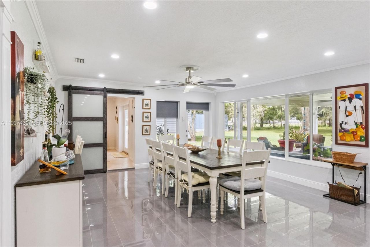 1950 Foxhollow Dr E, Auburndale, FL 33823 Photo