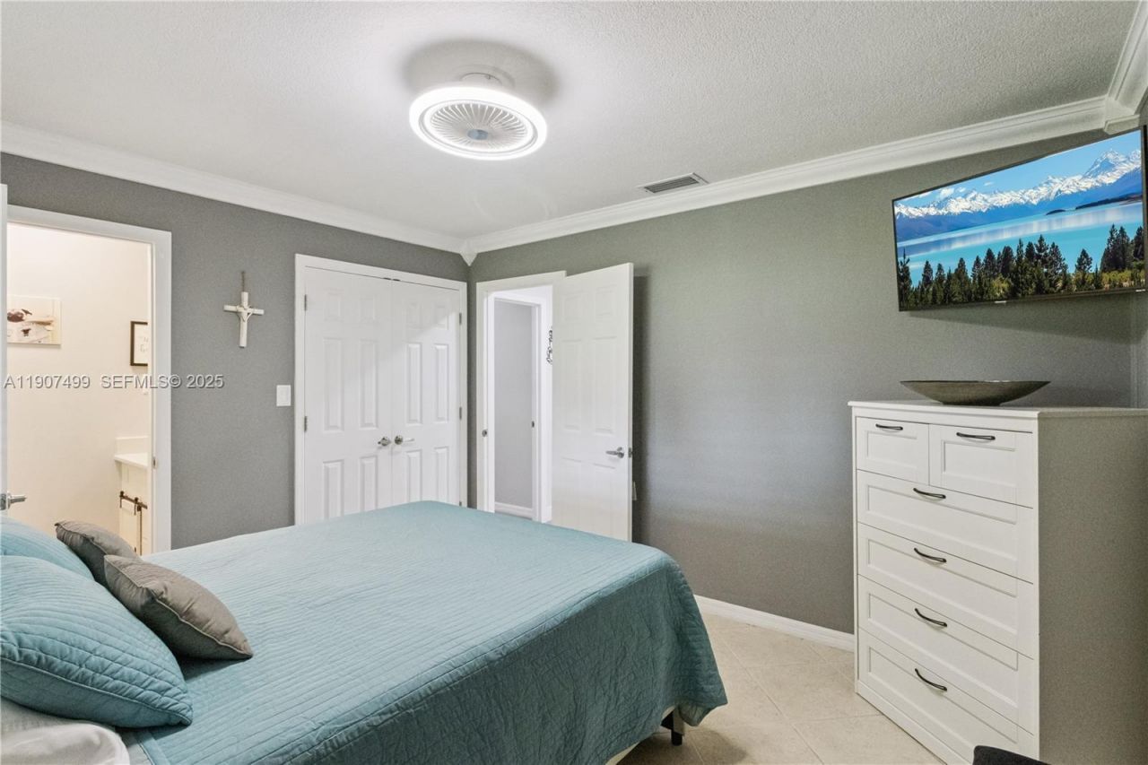 1950 Foxhollow Dr E, Auburndale, FL 33823 Photo