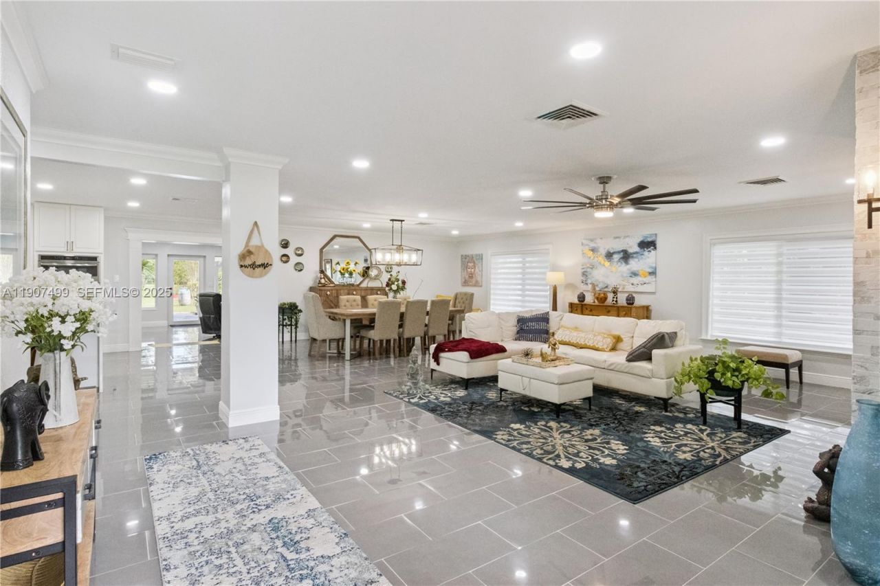 1950 Foxhollow Dr E, Auburndale, FL 33823 Photo