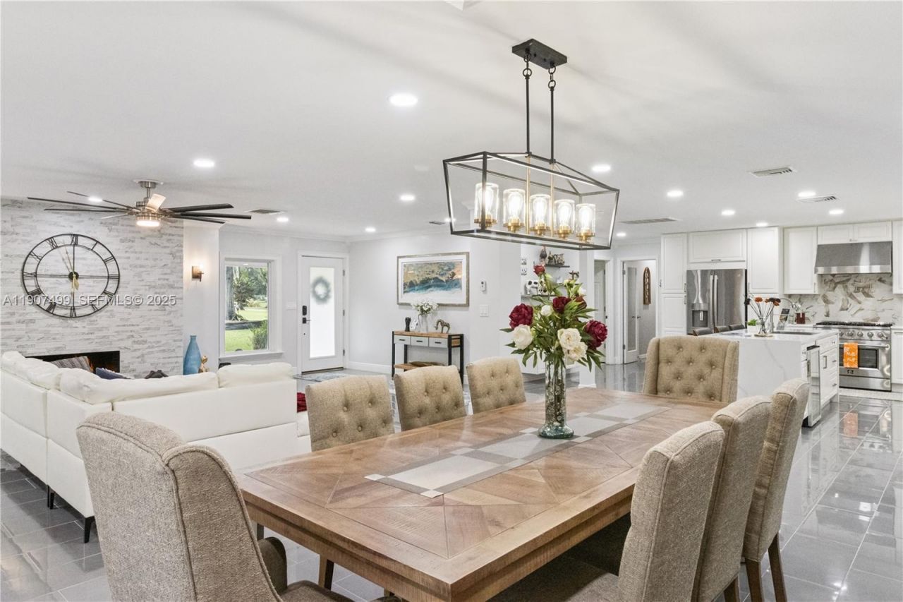 1950 Foxhollow Dr E, Auburndale, FL 33823 Photo