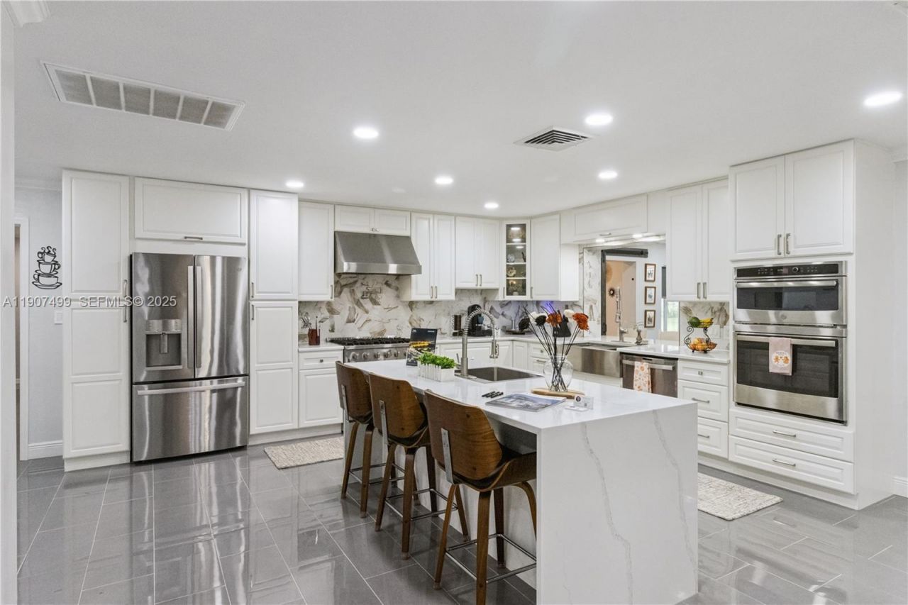 1950 Foxhollow Dr E, Auburndale, FL 33823 Photo