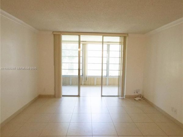 3000 NW 48th Ter, Unit 322, Lauderdale Lakes, FL 33313