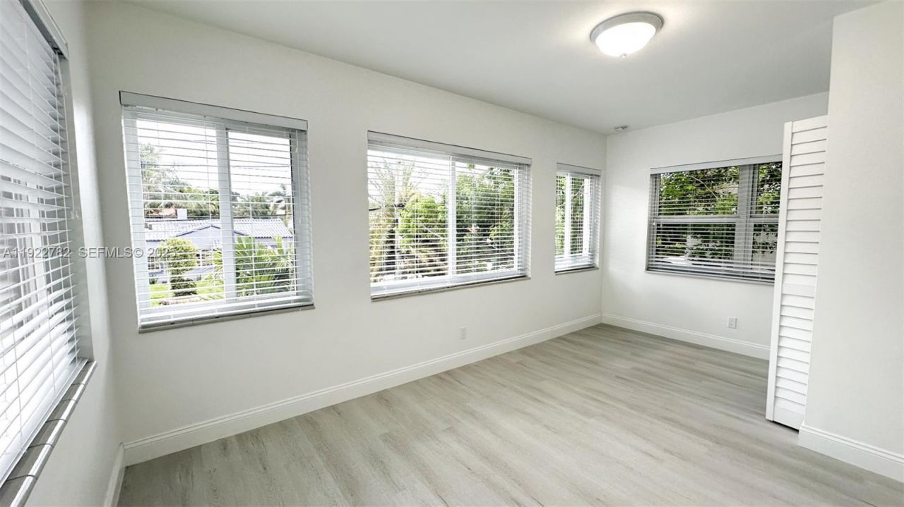 2240 SW 16th Ct, Unit U, Miami, FL 33145 Photo