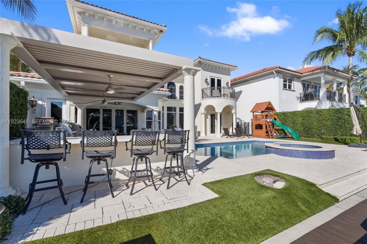 1555 Windjammer Way, Hollywood, FL 33019 Photo