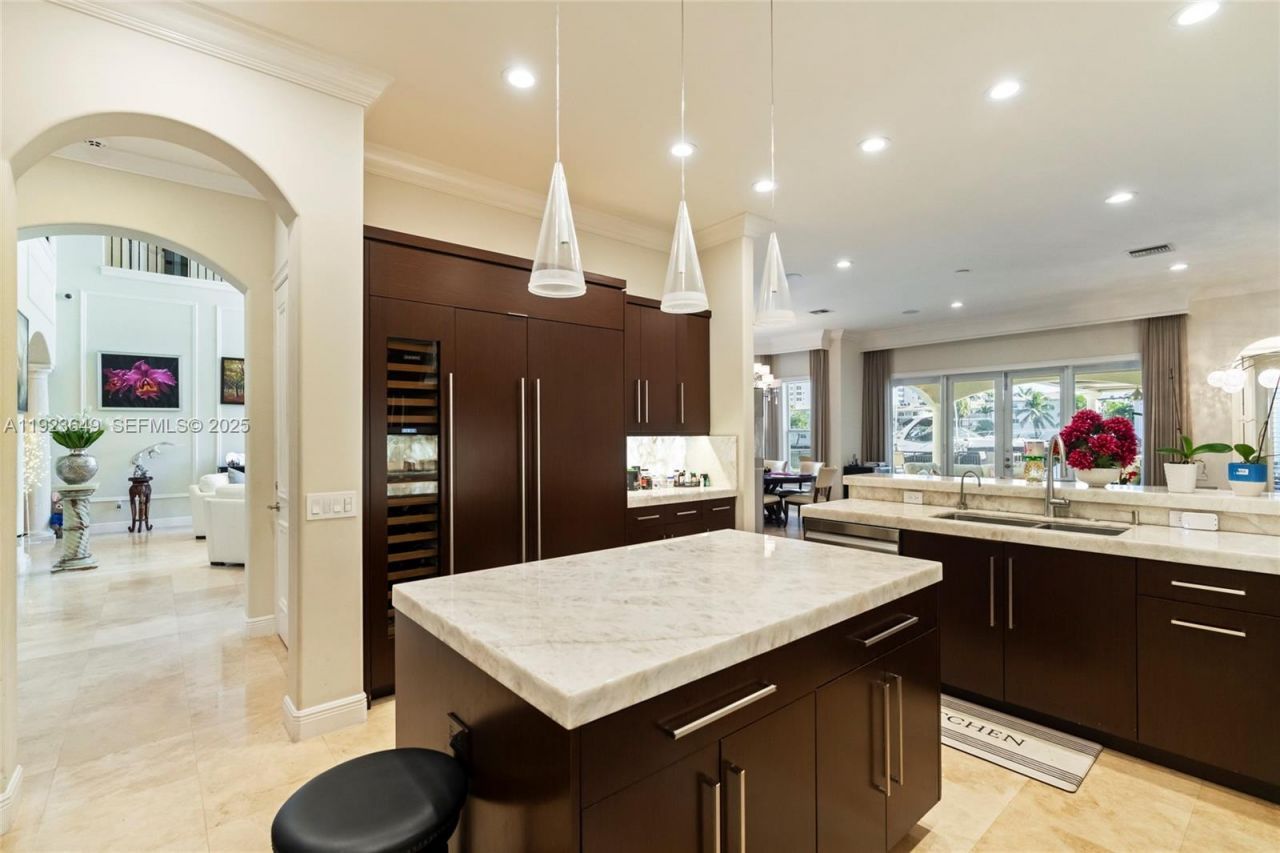 1555 Windjammer Way, Hollywood, FL 33019 Photo