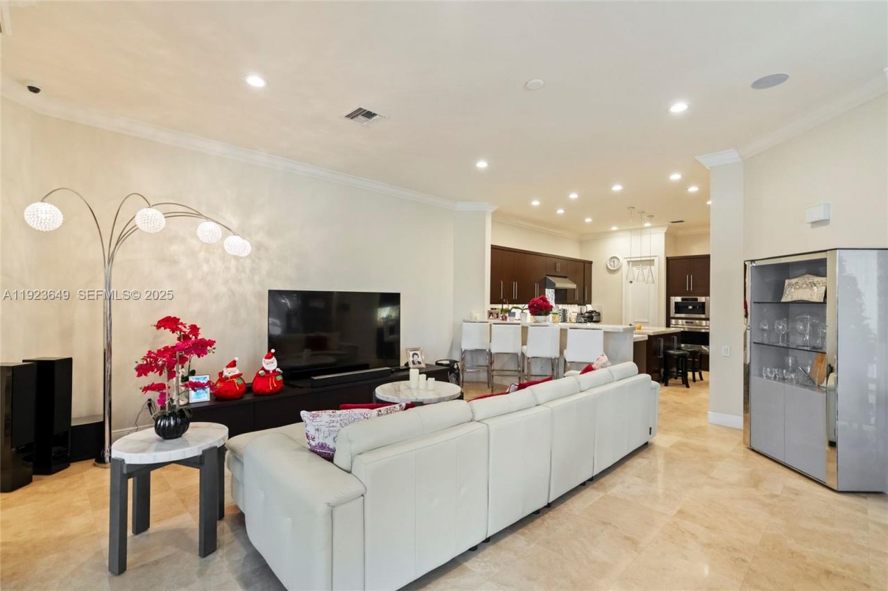 1555 Windjammer Way, Hollywood, FL 33019 Photo