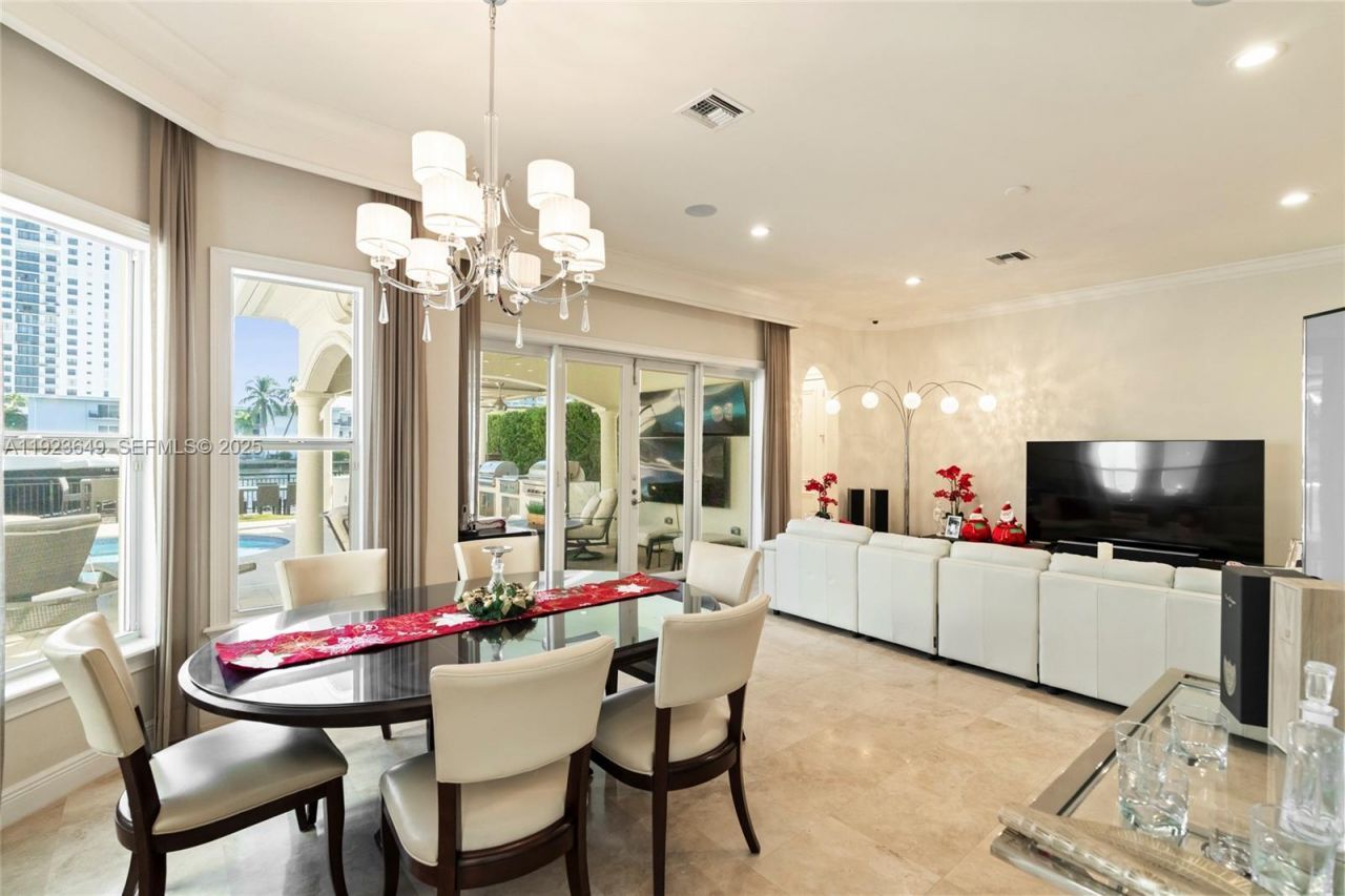 1555 Windjammer Way, Hollywood, FL 33019 Photo