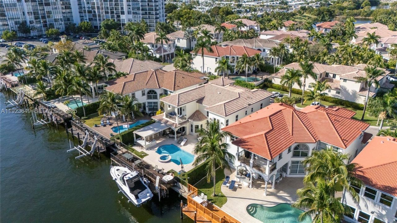 1555 Windjammer Way, Hollywood, FL 33019 Photo