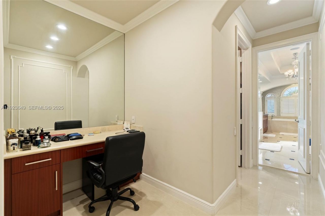 1555 Windjammer Way, Hollywood, FL 33019 Photo