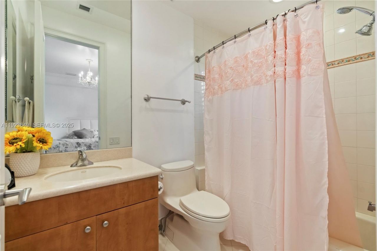 1555 Windjammer Way, Hollywood, FL 33019 Photo