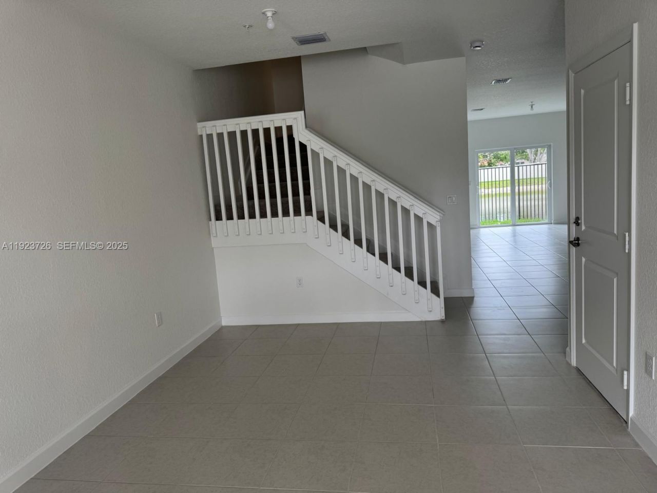 18406 SW 2nd St, Pembroke Pines, FL 33029 Photo