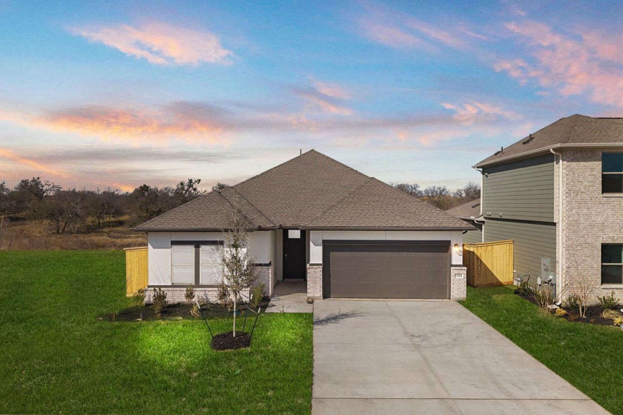 13504 Gray Landing Dr, Elgin, TX 78621 Main Photo