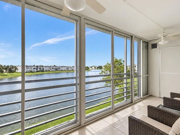 4089 Guildford E, Unit E, Boca Raton, FL 33434