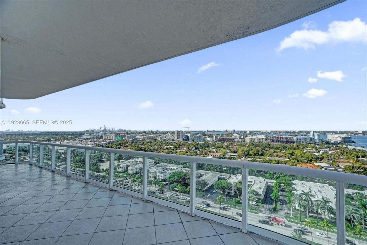 10101 Collins Ave, Unit 17A, Bal Harbour, FL 33154 Photo