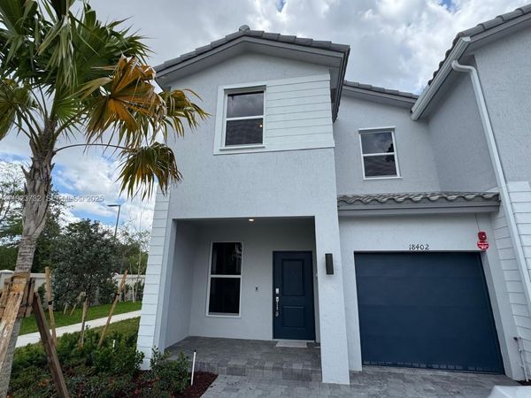 18402 SW 2nd St, Pembroke Pines, FL 33029