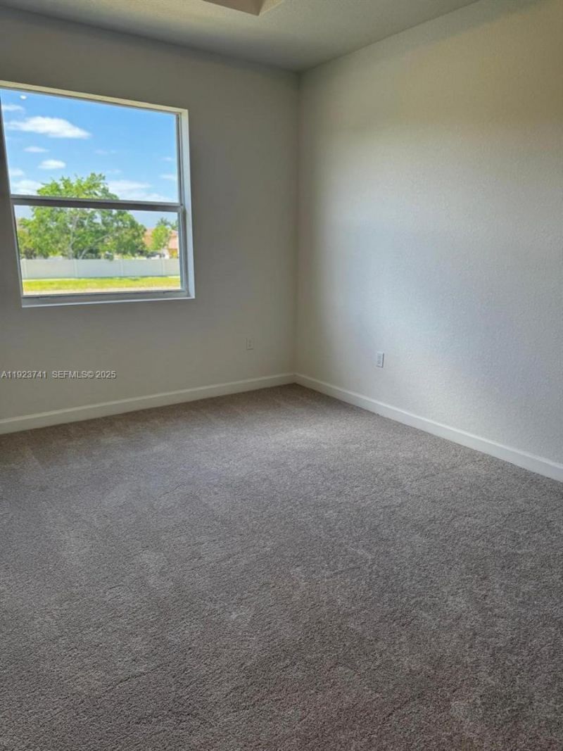 18426 SW 2nd St, Pembroke Pines, FL 33029 Photo