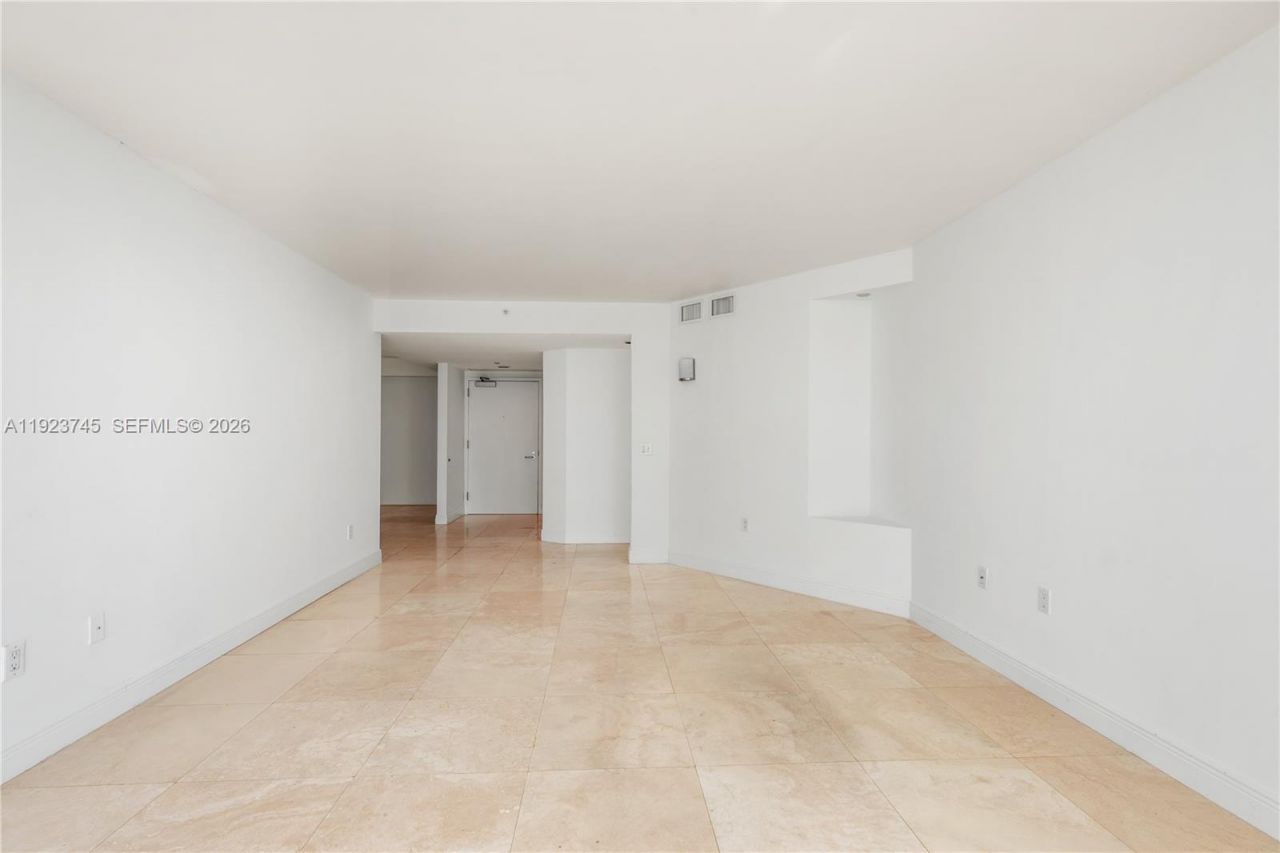 16400 Collins Ave, Unit 942, Sunny Isles Beach, FL 33160 Photo