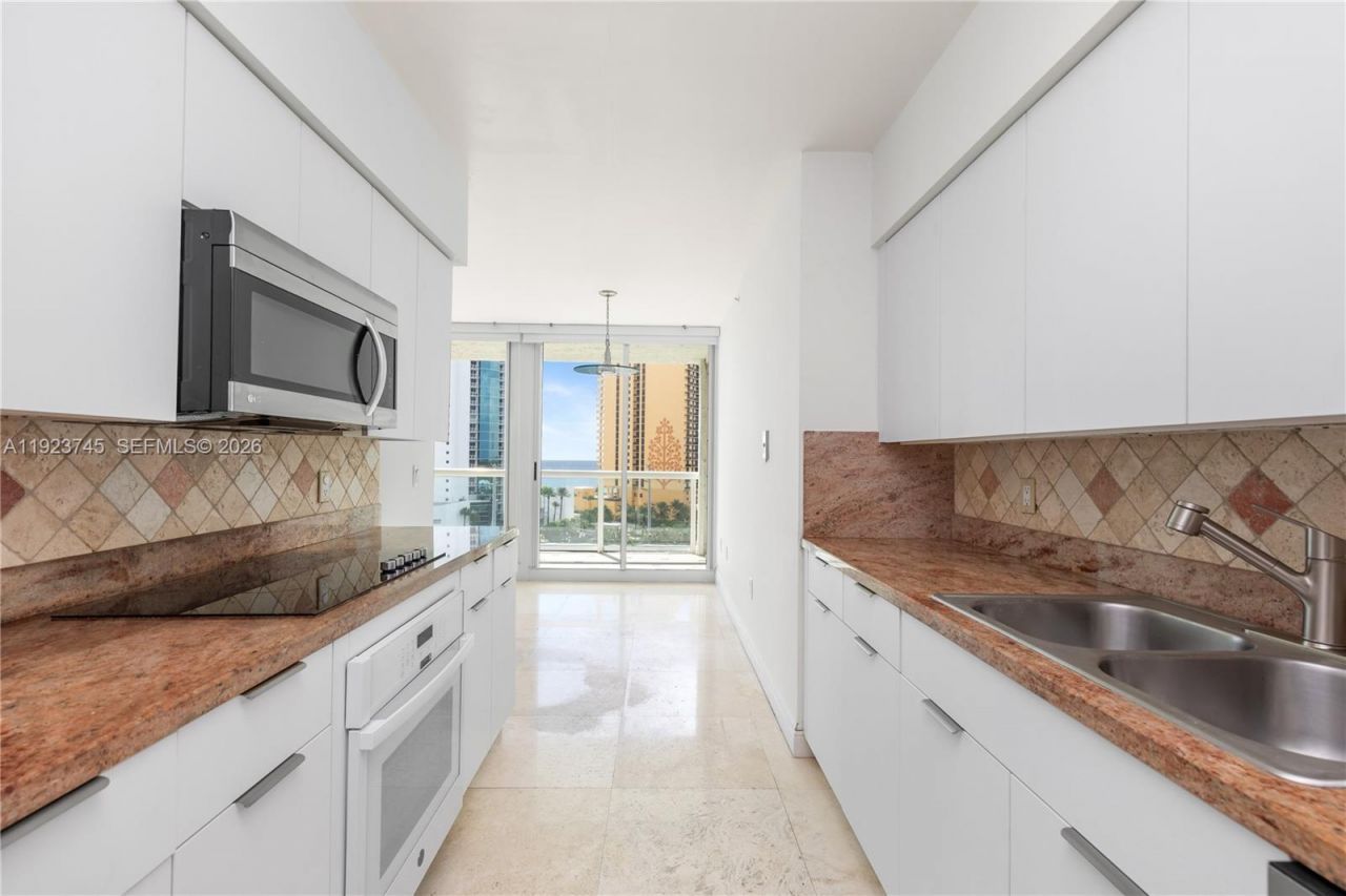 16400 Collins Ave, Unit 942, Sunny Isles Beach, FL 33160 Photo