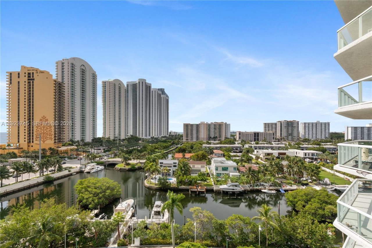 16400 Collins Ave, Unit 942, Sunny Isles Beach, FL 33160 Photo