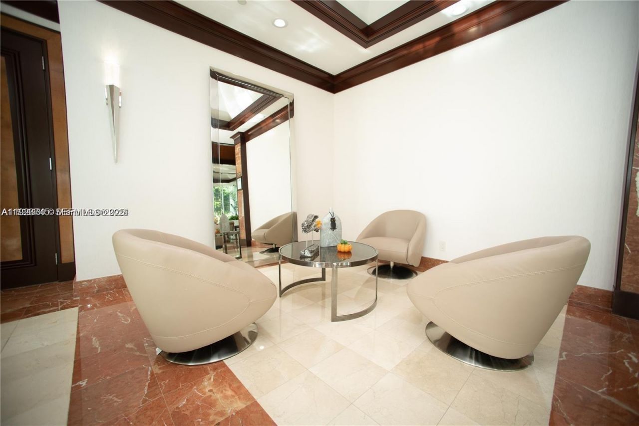 16400 Collins Ave, Unit 942, Sunny Isles Beach, FL 33160 Photo