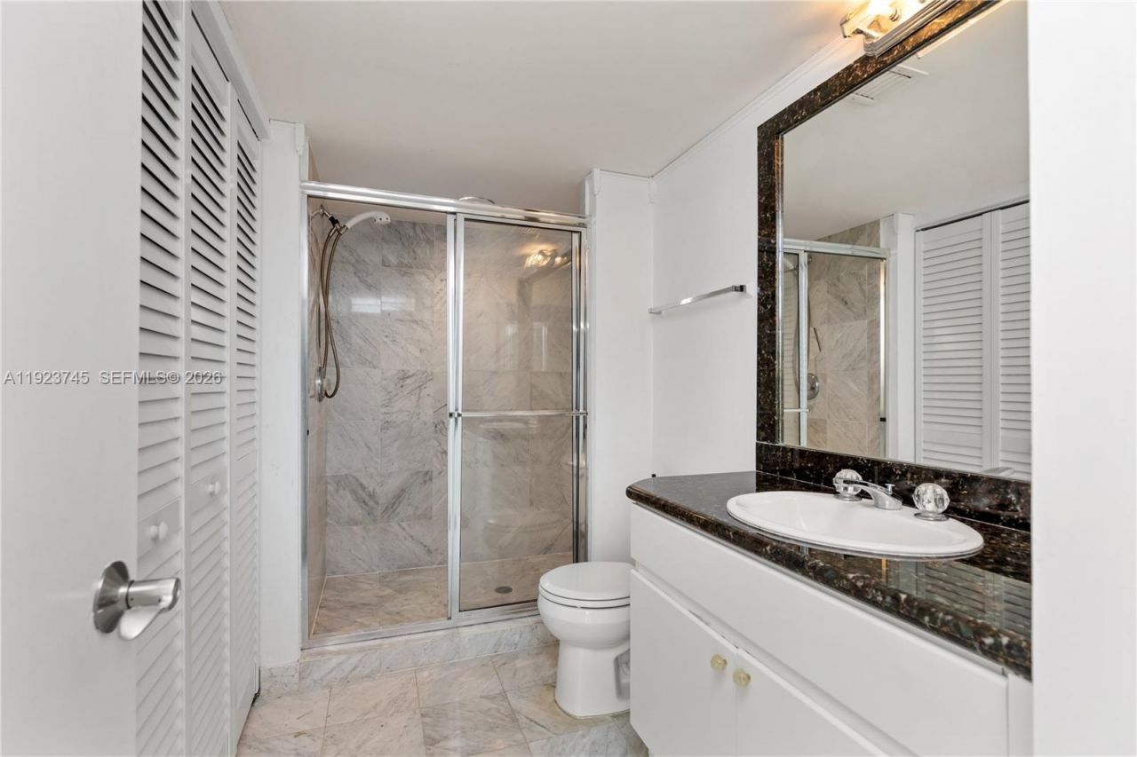 16400 Collins Ave, Unit 942, Sunny Isles Beach, FL 33160 Photo