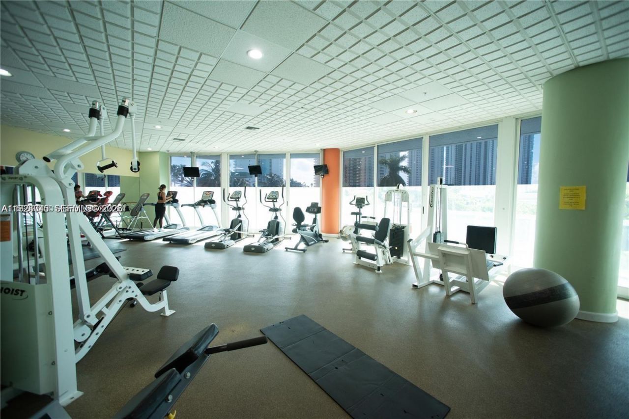16400 Collins Ave, Unit 942, Sunny Isles Beach, FL 33160 Photo