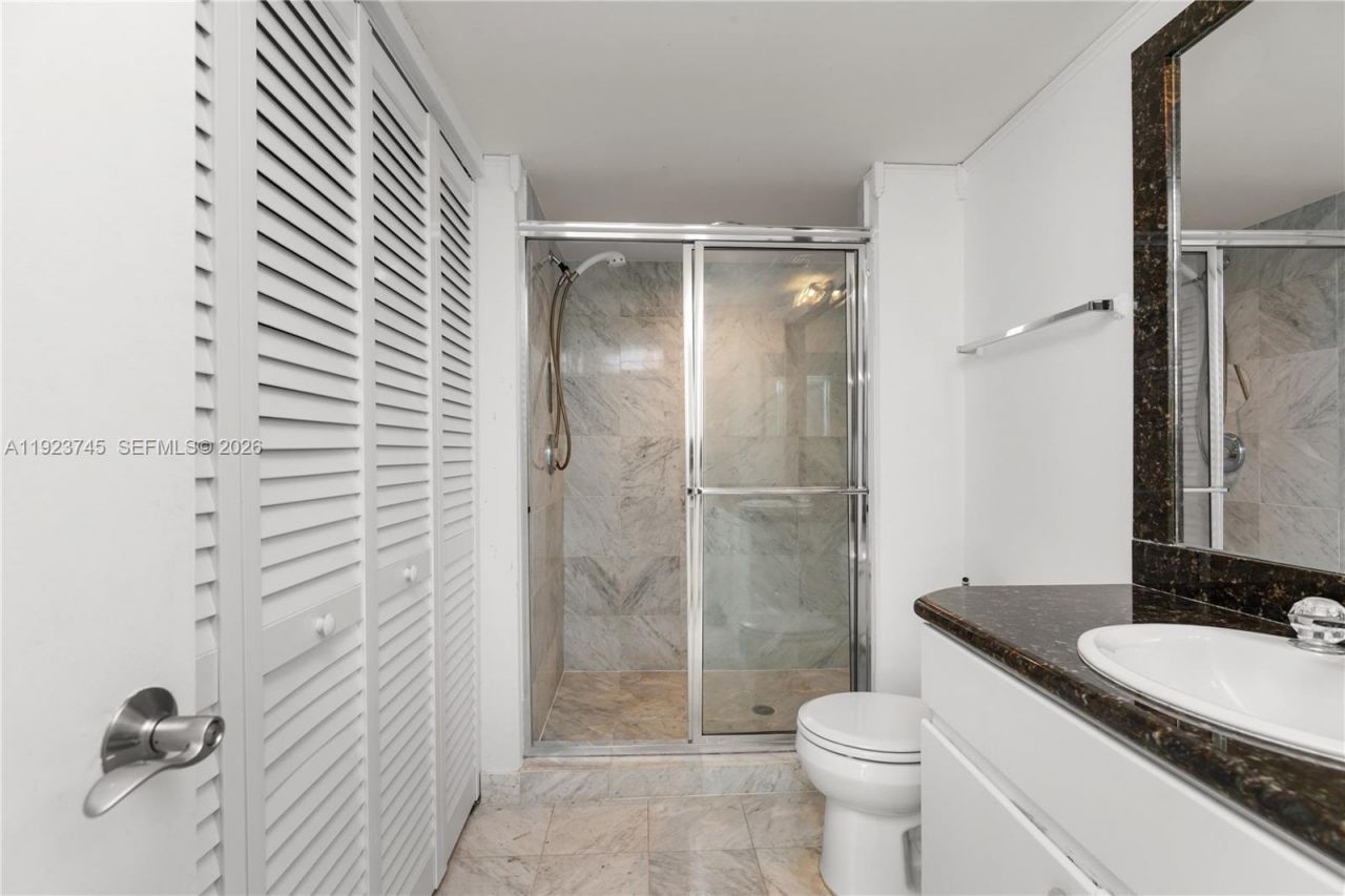 16400 Collins Ave, Unit 942, Sunny Isles Beach, FL 33160 Photo