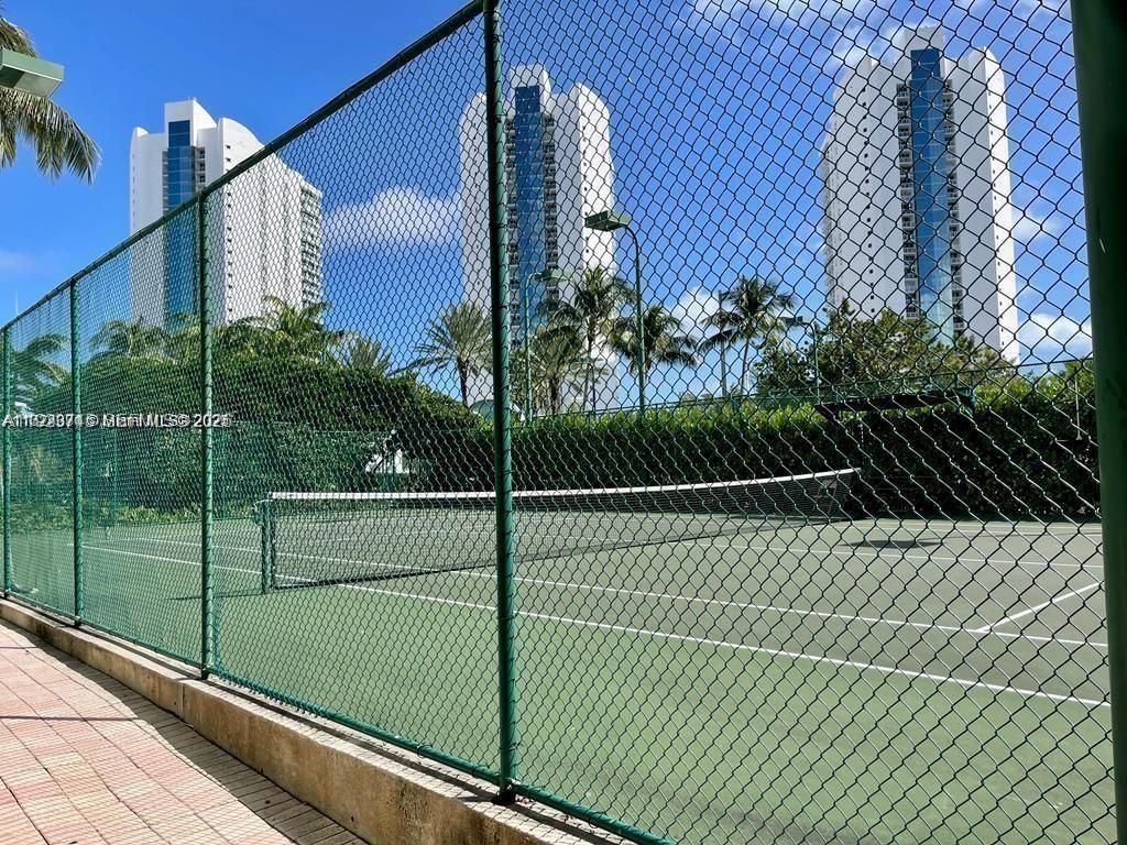 16400 Collins Ave, Unit 942, Sunny Isles Beach, FL 33160 Photo