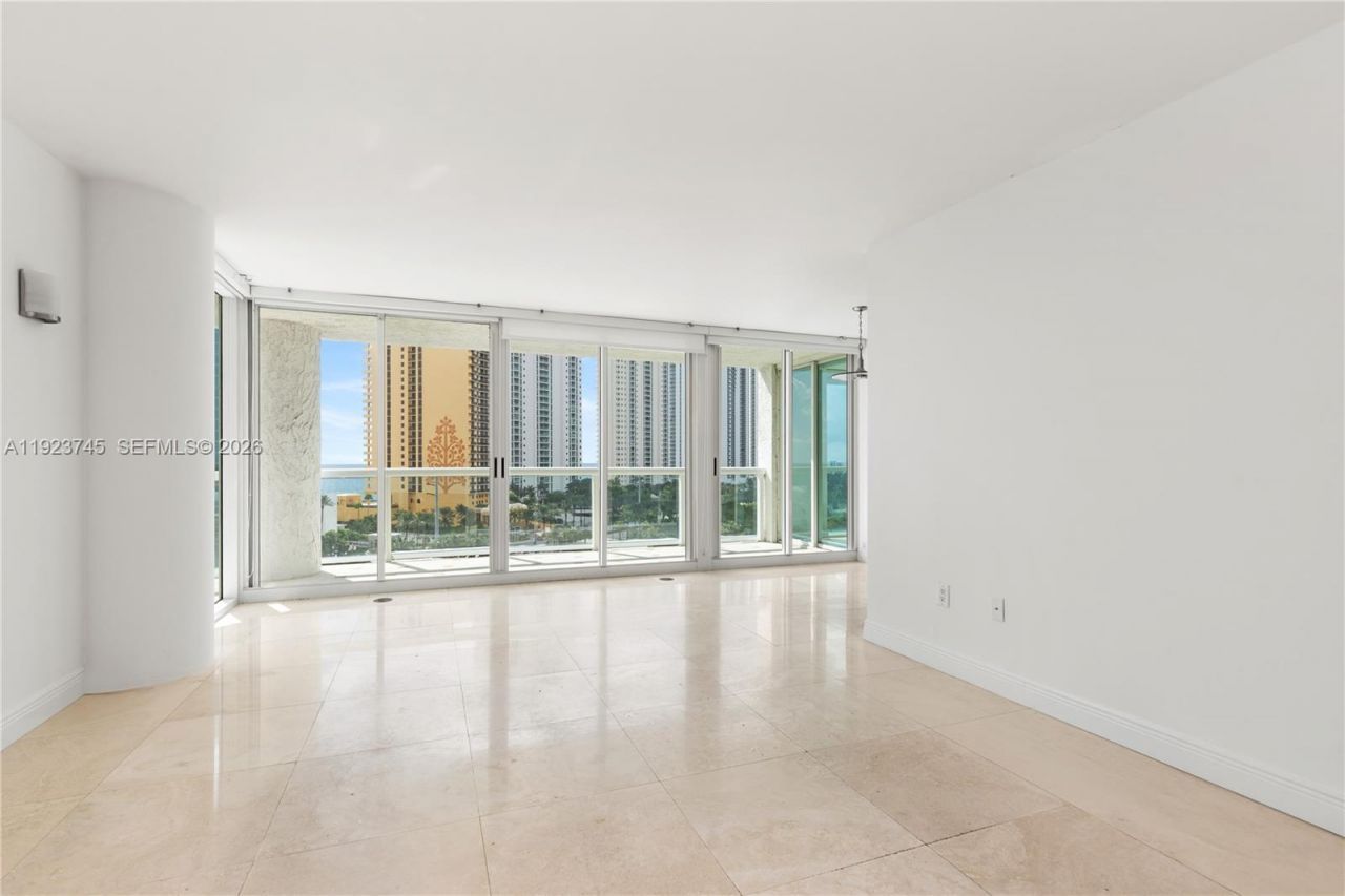 16400 Collins Ave, Unit 942, Sunny Isles Beach, FL 33160 Photo