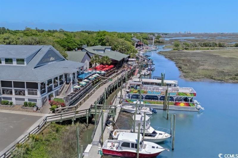 601 Fairgrass Ct Photo 22