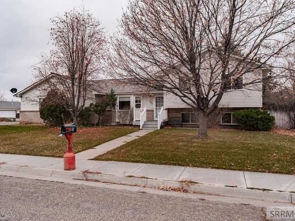 820 S Adam Lane, IDAHO FALLS, ID 83401