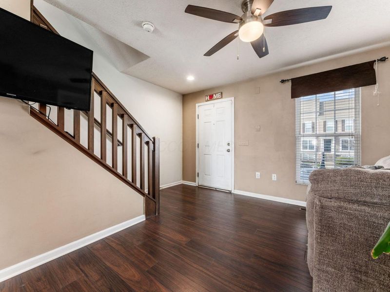 5264 Royal Arch Cascade Drive, Unit 25, Dublin, OH 43016 Photo 5