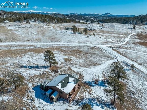 11 Valley Circle, Guffey, CO 80820