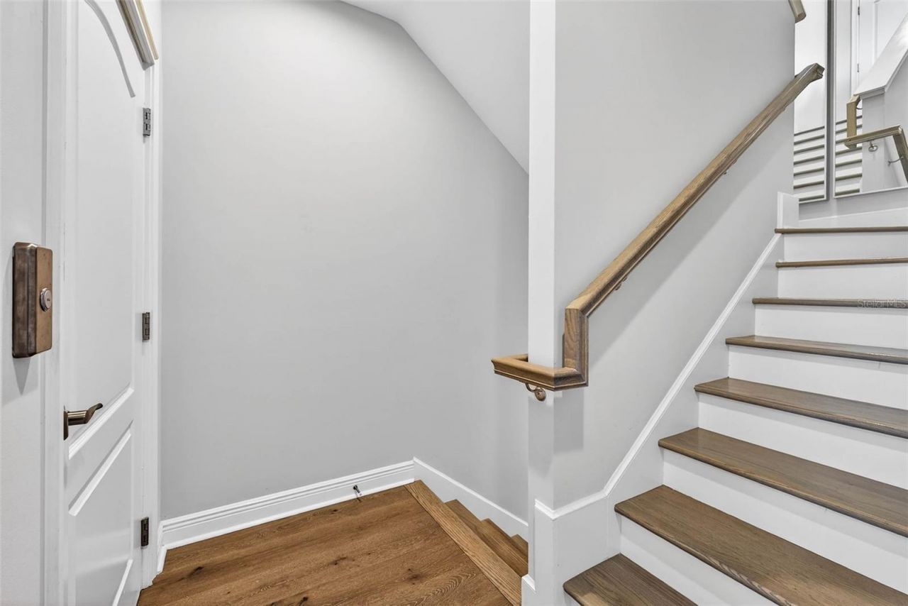 19915 Gulf Boulevard, Unit 704, Indian Shores, FL 33785 Photo