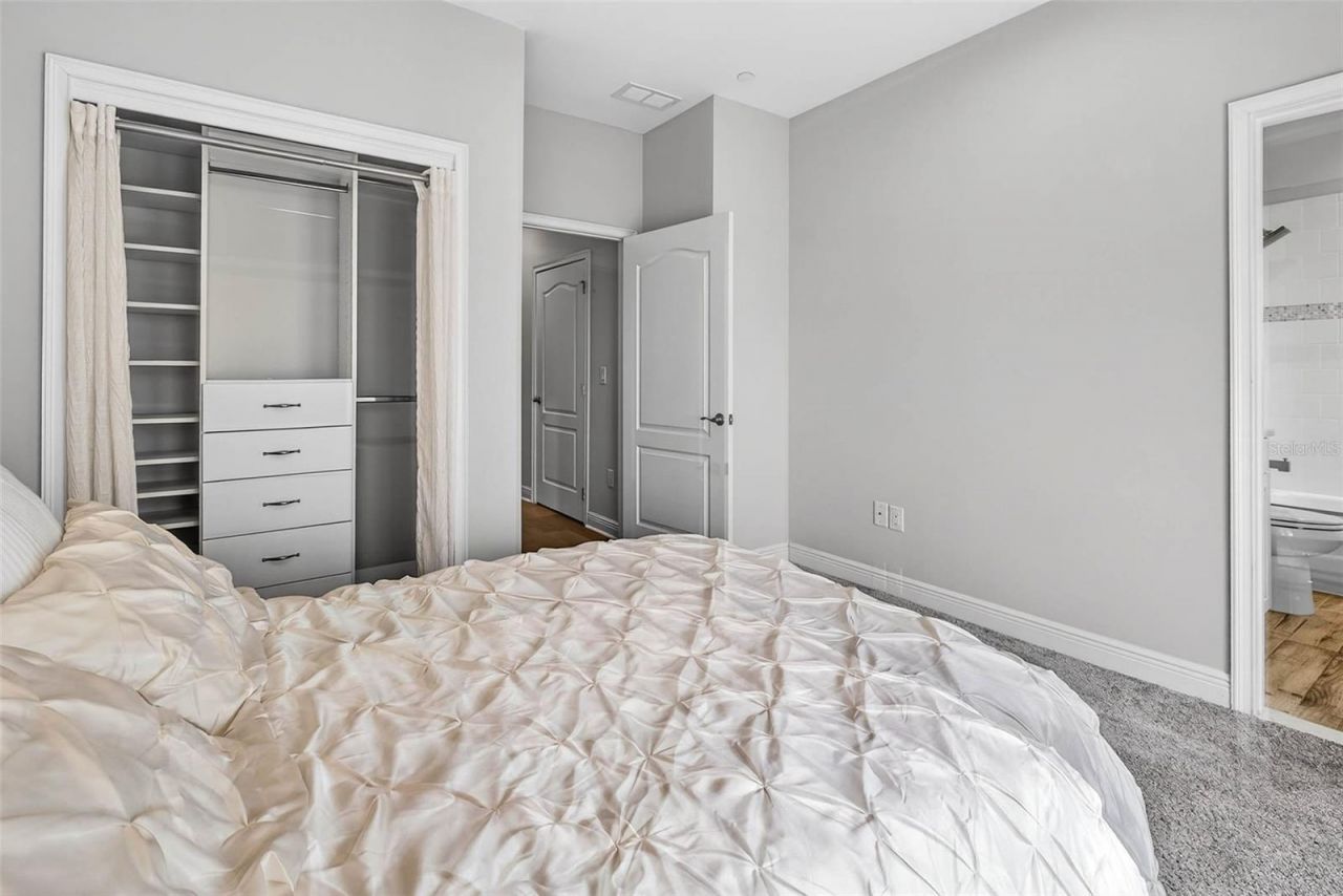 19915 Gulf Boulevard, Unit 704, Indian Shores, FL 33785 Photo