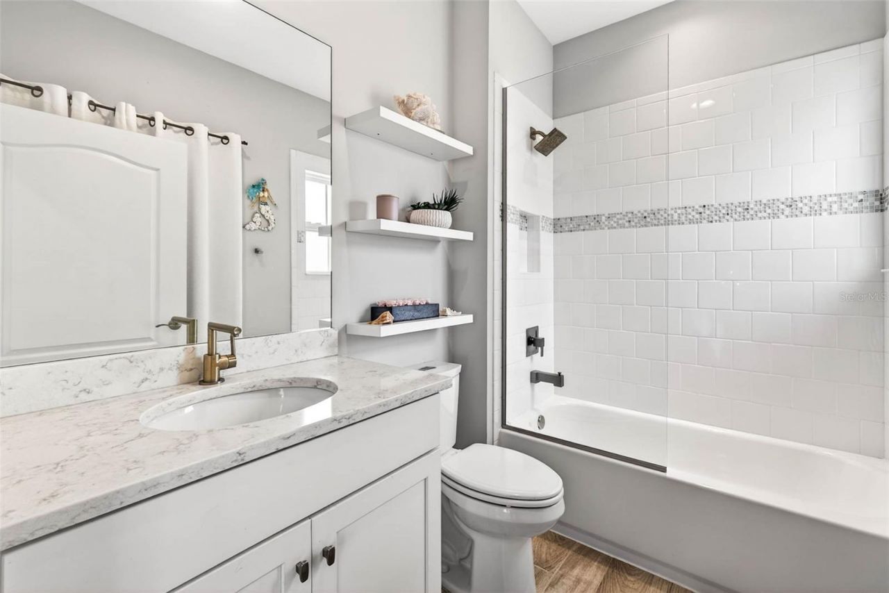 19915 Gulf Boulevard, Unit 704, Indian Shores, FL 33785 Photo