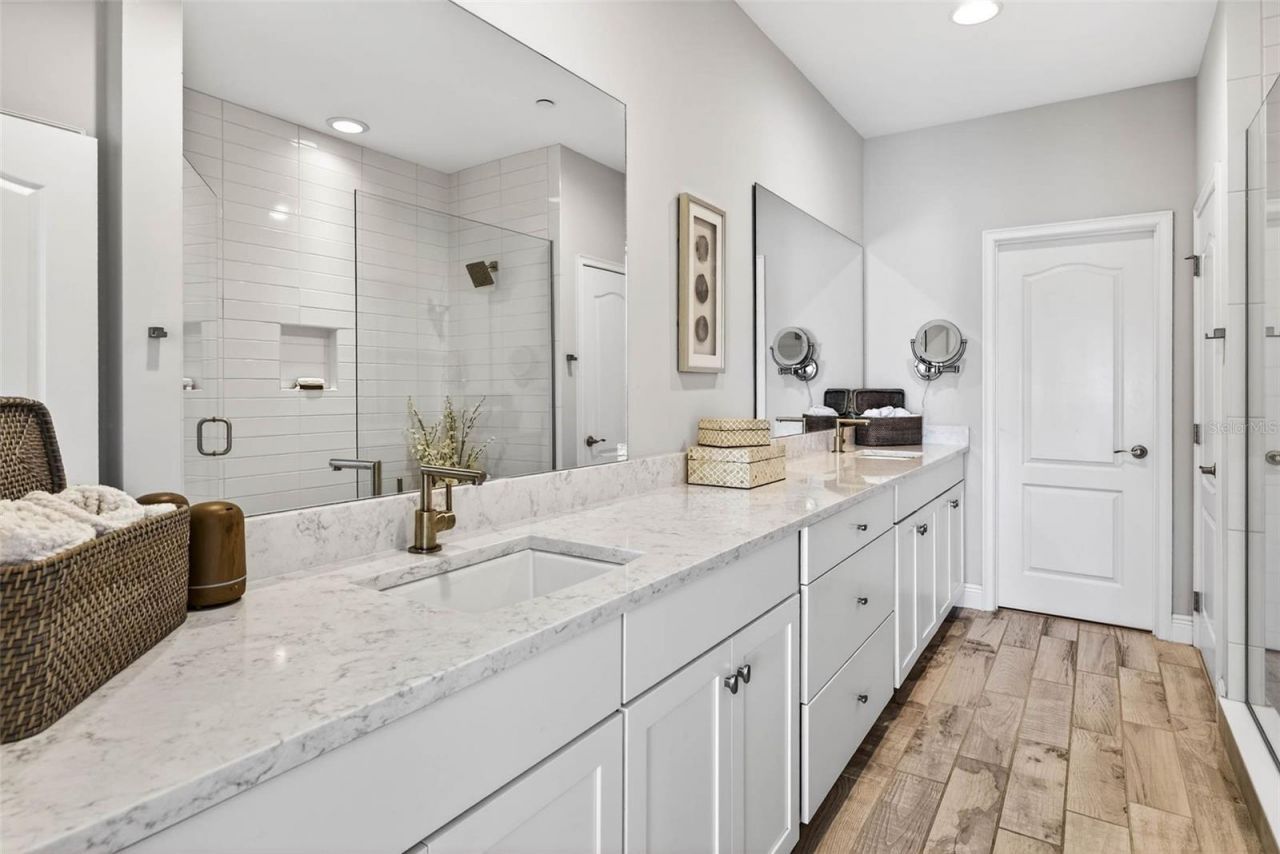 19915 Gulf Boulevard, Unit 704, Indian Shores, FL 33785 Photo