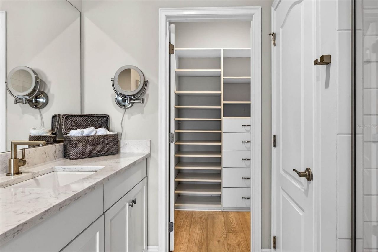 19915 Gulf Boulevard, Unit 704, Indian Shores, FL 33785 Photo