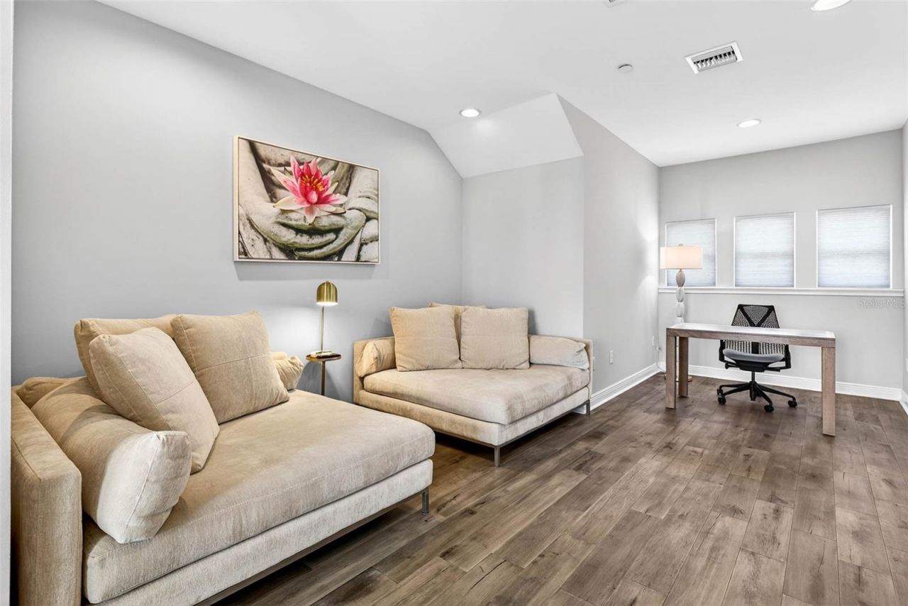 19915 Gulf Boulevard, Unit 704, Indian Shores, FL 33785 Photo