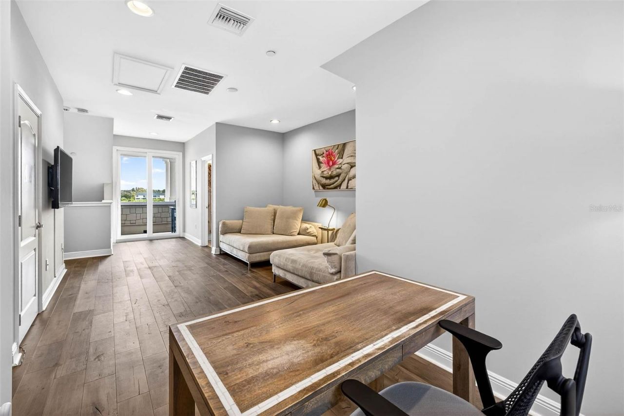 19915 Gulf Boulevard, Unit 704, Indian Shores, FL 33785 Photo