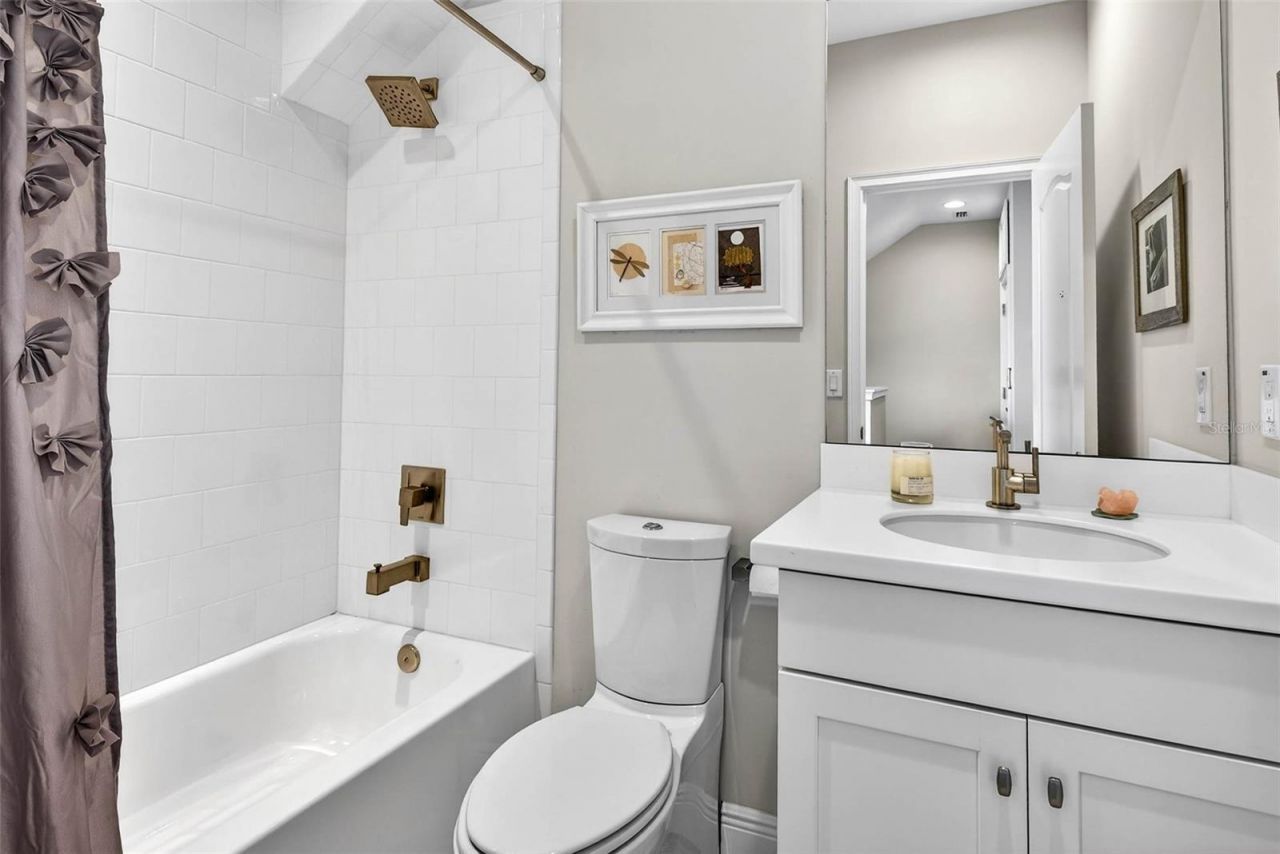 19915 Gulf Boulevard, Unit 704, Indian Shores, FL 33785 Photo