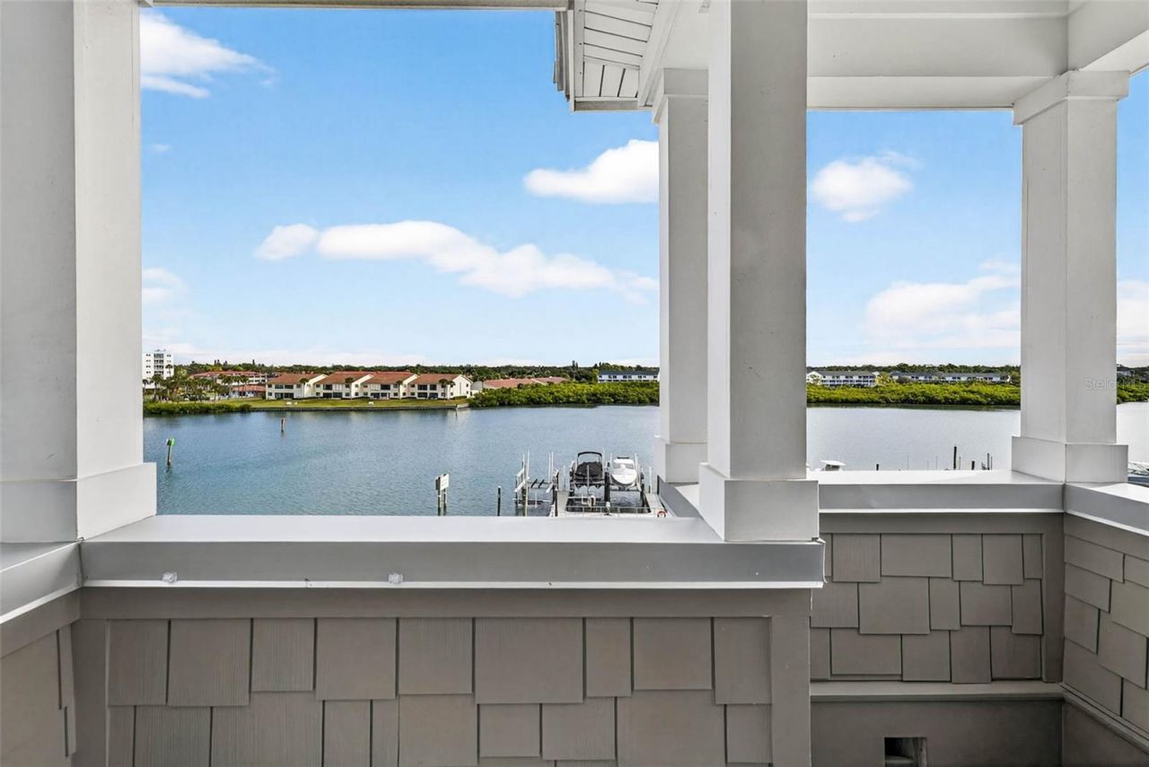 19915 Gulf Boulevard, Unit 704, Indian Shores, FL 33785 Photo