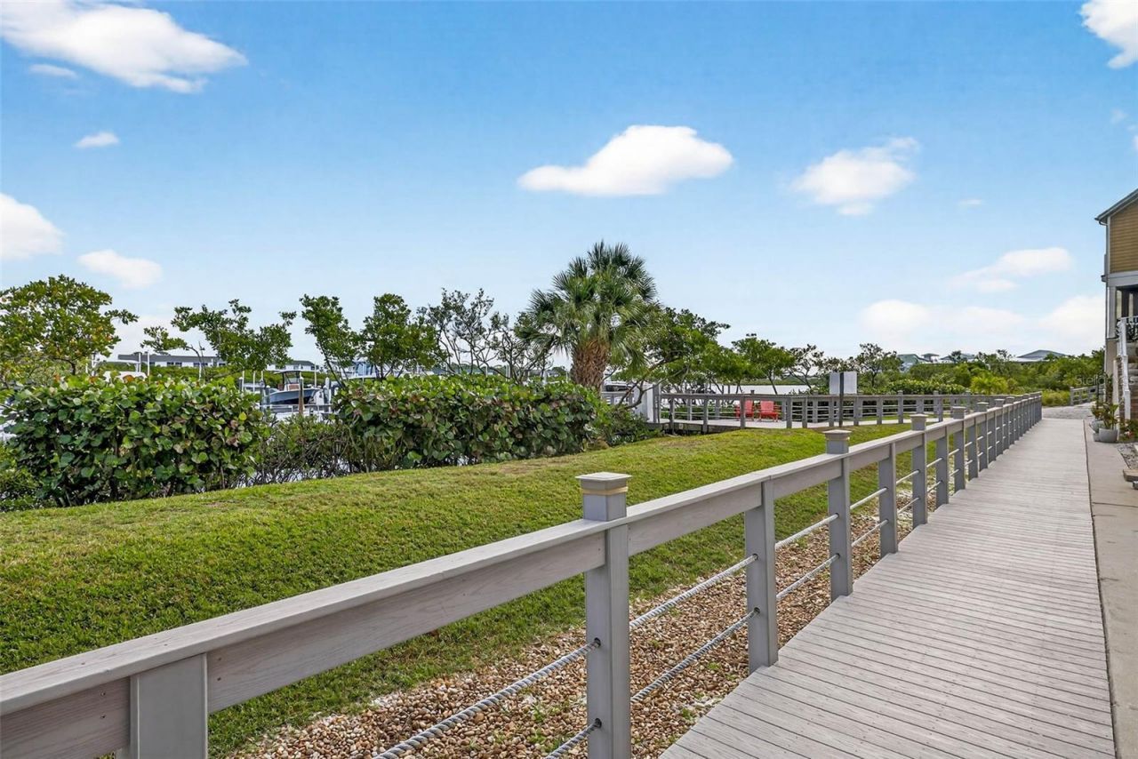 19915 Gulf Boulevard, Unit 704, Indian Shores, FL 33785 Photo