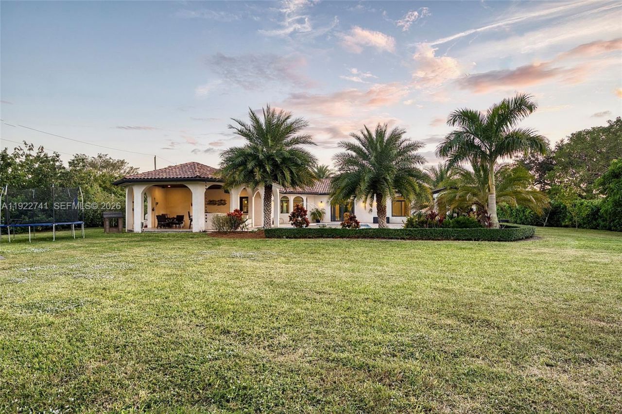 15701 SW 254th St, Homestead, FL 33031 Photo