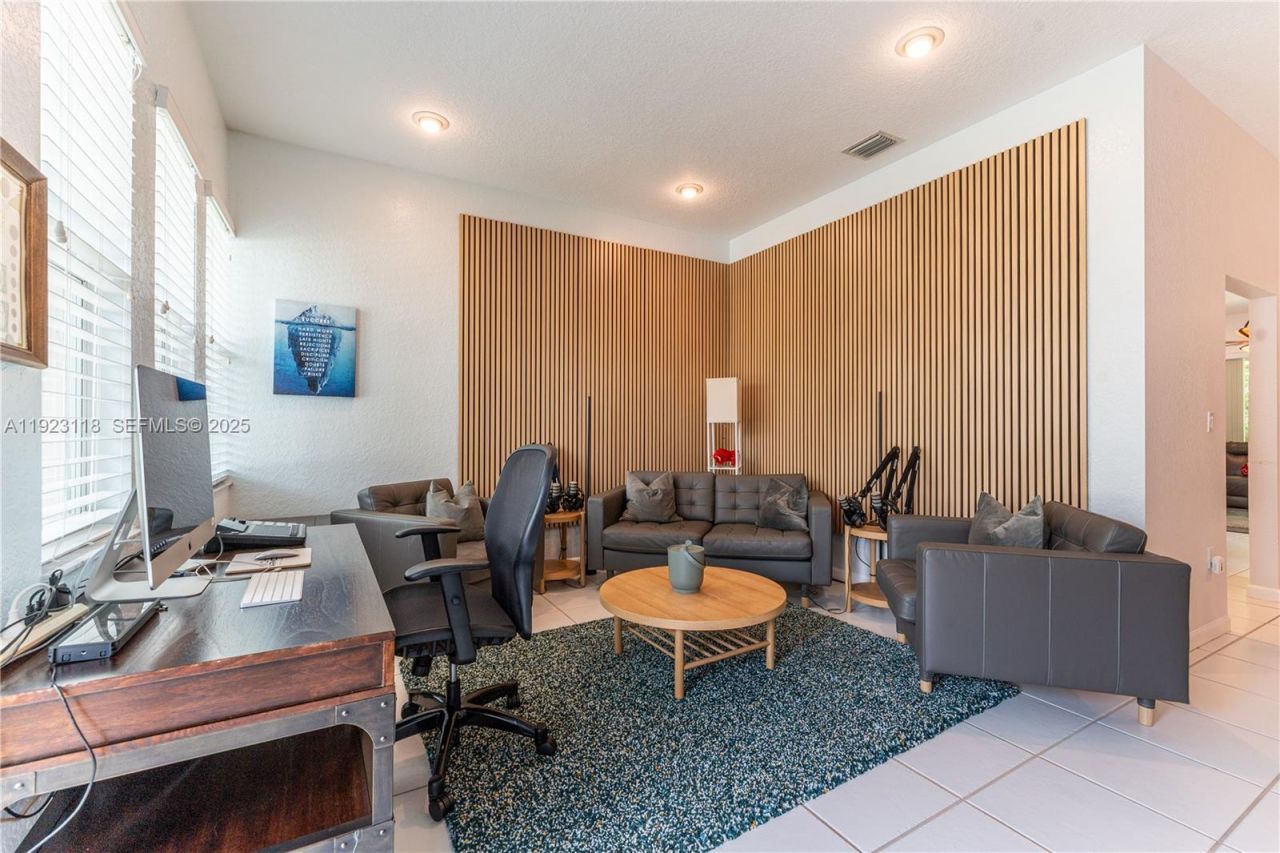 13946 S Cypress Cove Cir, Davie, FL 33325 Photo