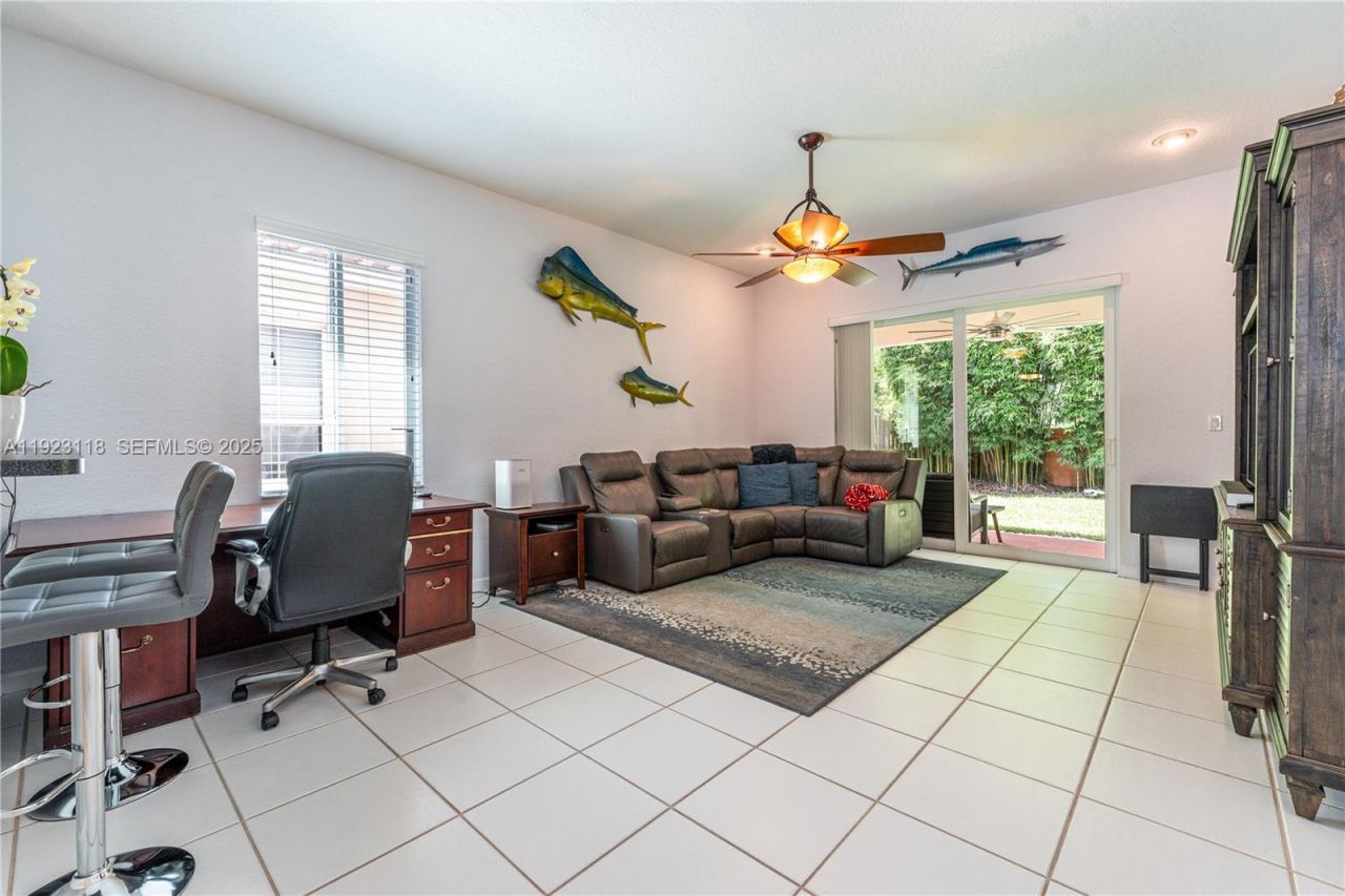 13946 S Cypress Cove Cir, Davie, FL 33325 Photo