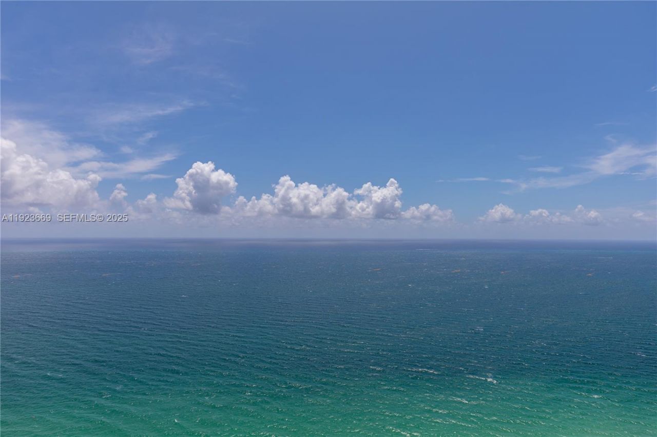17875 Collins Ave, Unit PH4701, Sunny Isles Beach, FL 33160 Photo