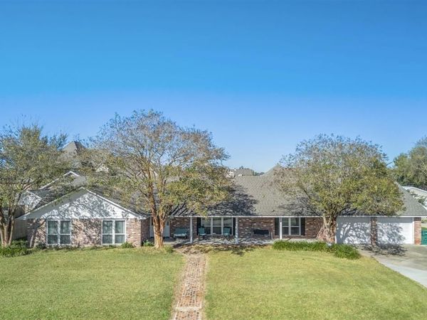 2521 St Joseph Street, Sulphur, LA 70663