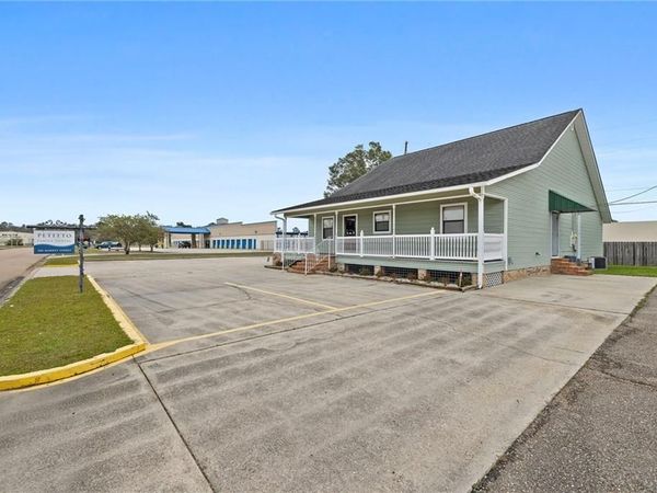 206 MARKET Street, Hammond, LA 70401