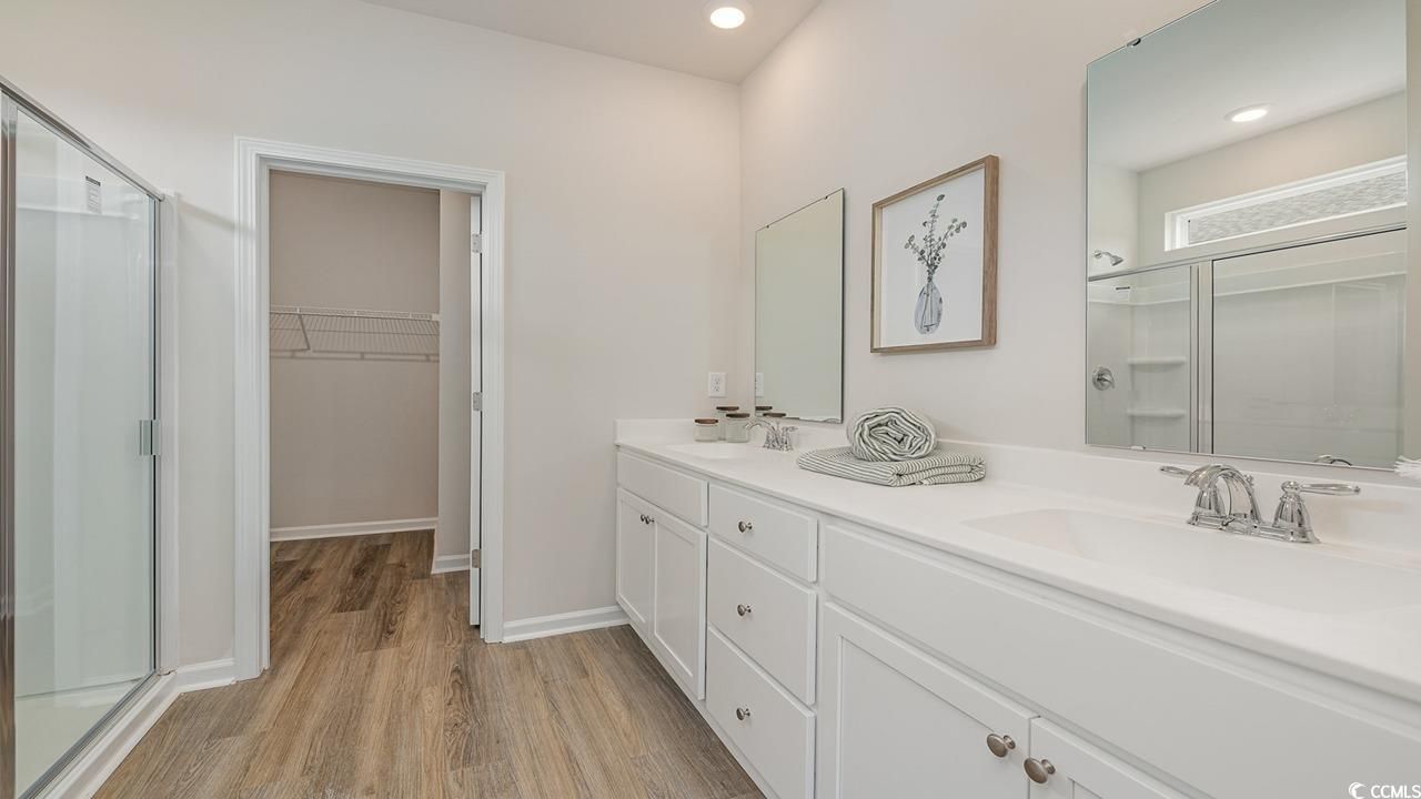 303 Ridley St Photo 17